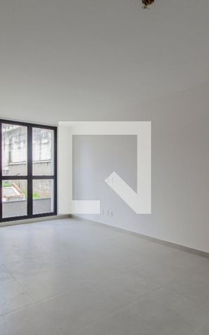 Casa de condomínio à venda com 170m², 2 quartos e 2 vagas Casa de condomínio à venda com 170m², 2 quartos e 2 vagasSala