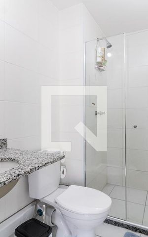Apartamento à venda com 66m², 3 quartos e 1 vaga Apartamento à venda com 66m², 3 quartos e 1 vagaBanheiro Social