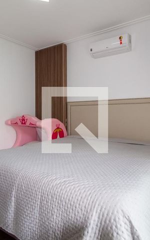 Casa à venda com 295m², 4 quartos e 4 vagasSuíte 2
