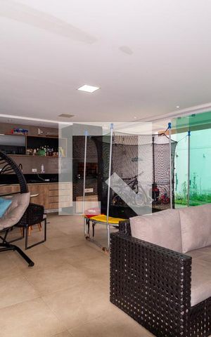 Casa à venda com 295m², 4 quartos e 4 vagasEspaço Gourmet