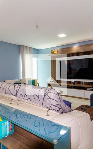 Casa à venda com 295m², 4 quartos e 4 vagasSala de Estar