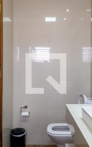 Casa à venda com 295m², 4 quartos e 4 vagasBanheiro - Suíte 1