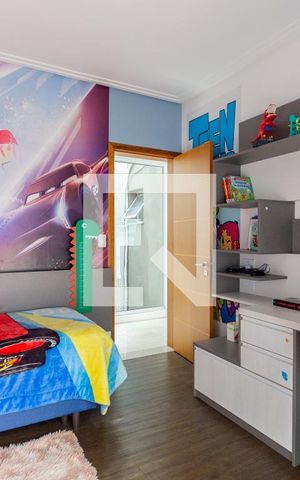 Casa à venda com 295m², 4 quartos e 4 vagasQuarto 2