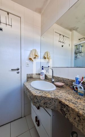 Casa à venda com 195m², 3 quartos e 2 vagas Casa à venda com 195m², 3 quartos e 2 vagasBanheiro da Suíte