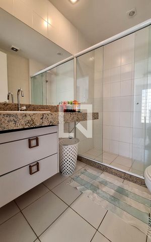 Casa à venda com 195m², 3 quartos e 2 vagas Casa à venda com 195m², 3 quartos e 2 vagasBanheiro Social