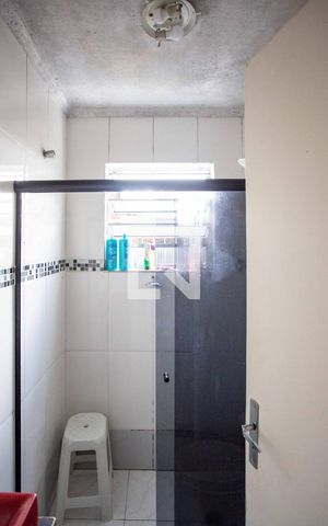 Casa à venda com 250m², 16 quartos e 3 vagasBanheiro Casa 2