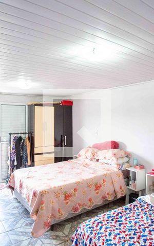 Casa à venda com 250m², 16 quartos e 3 vagasQuarto Casa 1