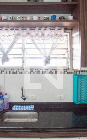 Casa à venda com 250m², 16 quartos e 3 vagasCozinha Casa 2
