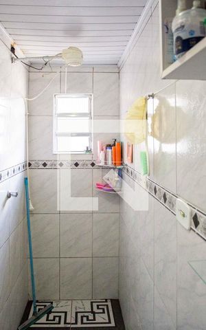 Casa à venda com 250m², 16 quartos e 3 vagasBanheiro Casa 1