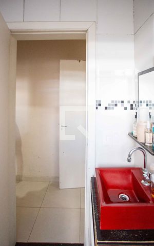Casa à venda com 250m², 16 quartos e 3 vagasBanheiro Casa 2