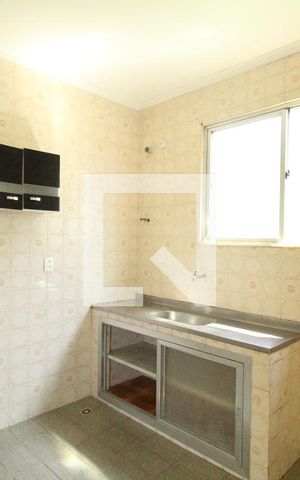 Casa de condomínio para alugar com 72m², 2 quartos e sem vagaCozinha