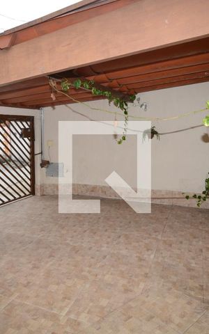 Casa à venda com 170m², 2 quartos e 1 vagaGaragem