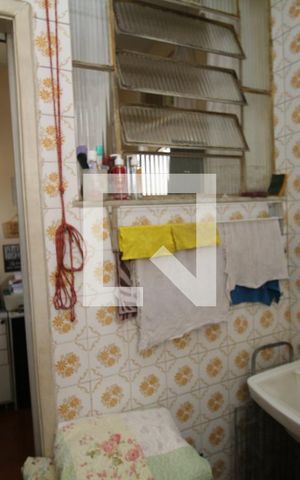 Apartamento à venda com 75m², 2 quartos e 1 vagaÁrea de Serviço