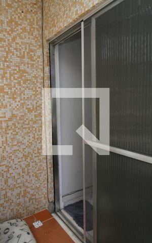 Apartamento à venda com 75m², 2 quartos e 1 vagaVaranda