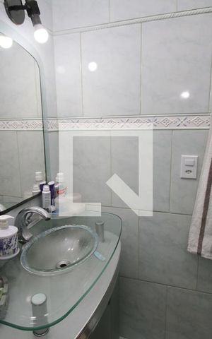 Apartamento à venda com 75m², 2 quartos e 1 vagaBanheiro