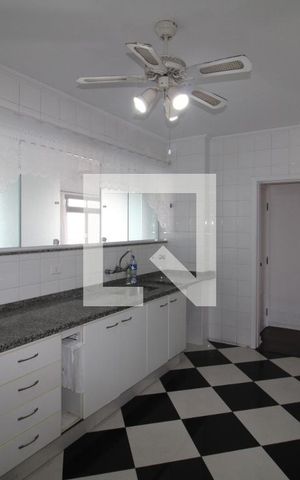 Apartamento à venda com 212m², 3 quartos e 2 vagasCozinha