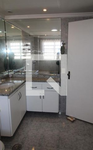 Apartamento à venda com 212m², 3 quartos e 2 vagasBanheiro 2