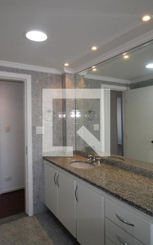 Apartamento à venda com 212m², 3 quartos e 2 vagasBanheiro 1