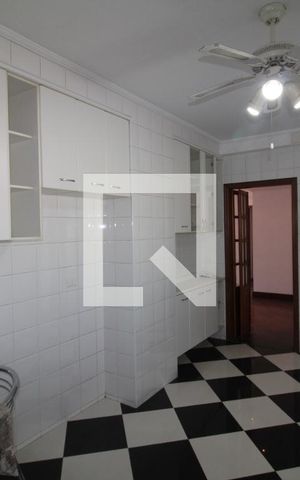 Apartamento à venda com 212m², 3 quartos e 2 vagasCozinha