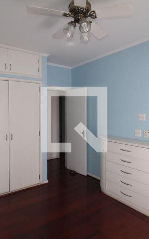 Apartamento à venda com 212m², 3 quartos e 2 vagasQuarto 2