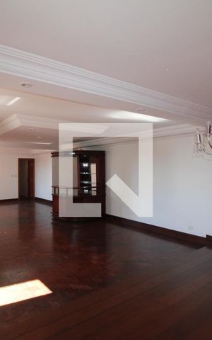 Apartamento à venda com 212m², 3 quartos e 2 vagasSala