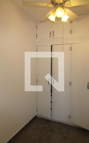 Apartamento à venda com 212m², 3 quartos e 2 vagasÁrea de Serviço - Quarto
