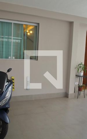 Casa à venda com 230m², 3 quartos e 2 vagasÁrea comum