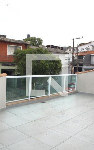 Casa à venda com 230m², 3 quartos e 2 vagasSacada