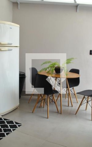 Casa à venda com 230m², 3 quartos e 2 vagasCozinha 