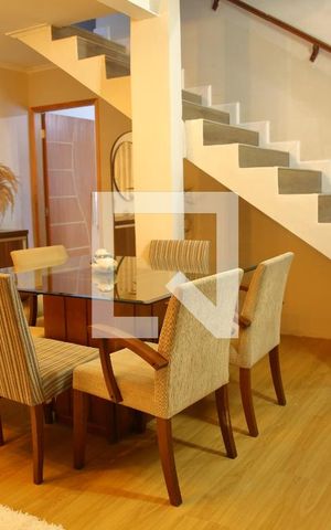 Casa à venda com 230m², 3 quartos e 2 vagasSala 