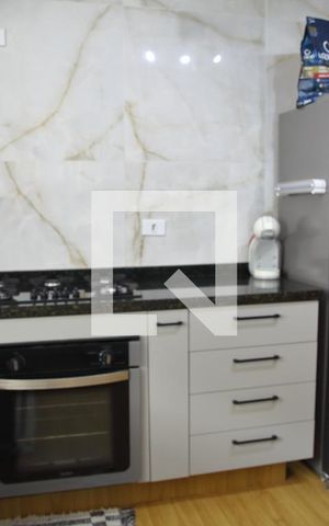 Casa à venda com 230m², 3 quartos e 2 vagasCozinha 