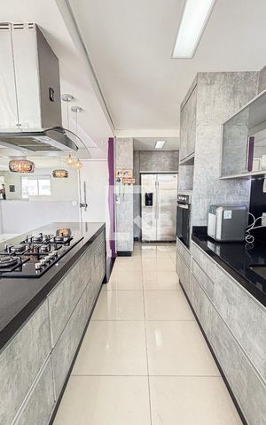 Apartamento à venda com 96m², 2 quartos e 2 vagas Apartamento à venda com 96m², 2 quartos e 2 vagasCozinha