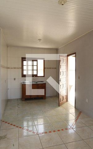 Casa para alugar com 47m², 2 quartos e 1 vagaSala/Cozinha