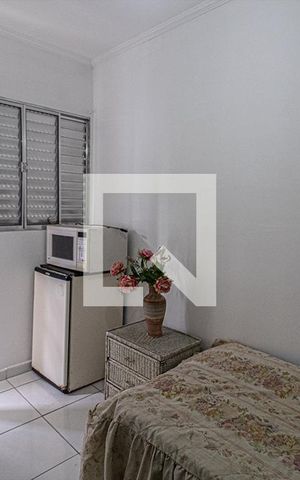 Studio para alugar com 20m², 1 quarto e sem vaga Studio para alugar com 20m², 1 quarto e sem vagaQuarto/Cozinha/Sala