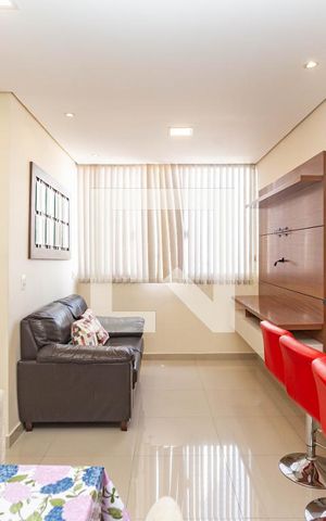 Apartamento para alugar com 64m², 3 quartos e 1 vaga Apartamento para alugar com 64m², 3 quartos e 1 vagaSala