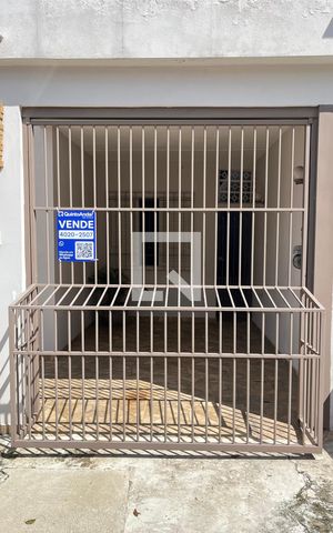 Casa à venda com 140m², 3 quartos e 1 vagaFachada