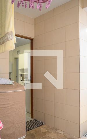 Casa à venda com 140m², 3 quartos e 1 vagaÁrea de Serviço