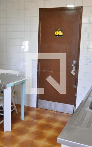 Apartamento para alugar com 75m², 2 quartos e 1 vagaCozinha