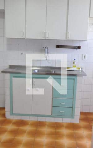 Apartamento para alugar com 75m², 2 quartos e 1 vagaCozinha