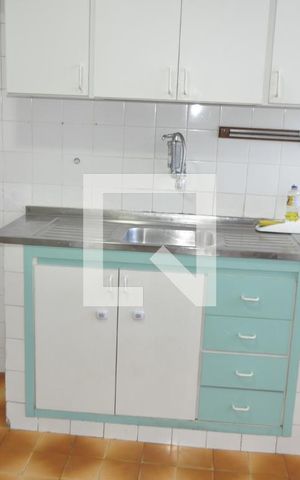 Apartamento para alugar com 75m², 2 quartos e 1 vagaCozinha