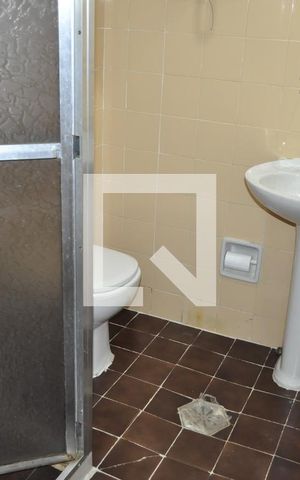 Apartamento para alugar com 75m², 2 quartos e 1 vagaBanheiro