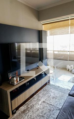 Apartamento à venda com 147m², 3 quartos e 3 vagas Apartamento à venda com 147m², 3 quartos e 3 vagasSala de TV