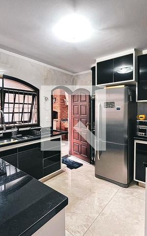 Casa para alugar com 120m², 3 quartos e 2 vagasCozinha
