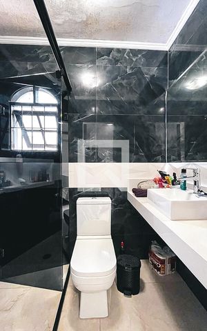 Casa para alugar com 120m², 3 quartos e 2 vagasBanheiro
