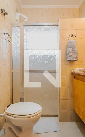 Casa para alugar com 450m², 3 quartos e 6 vagasBanheiro da Suíte 2