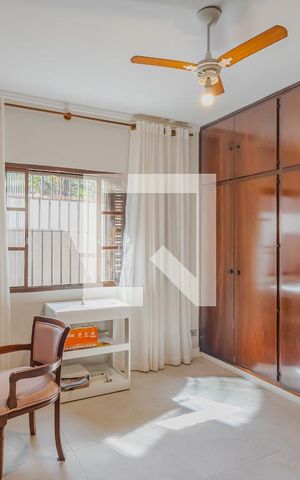 Casa para alugar com 450m², 3 quartos e 6 vagasSuíte 1
