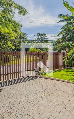 Casa para alugar com 450m², 3 quartos e 6 vagasGaragem