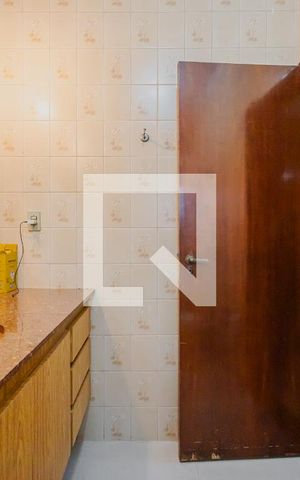 Casa para alugar com 450m², 3 quartos e 6 vagasBanheiro da Suíte 2
