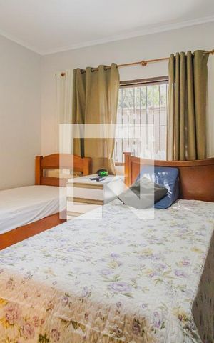 Casa para alugar com 450m², 3 quartos e 6 vagasSuíte 2