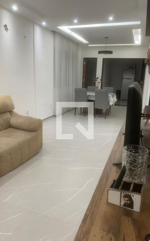 Casa à venda com 300m², 2 quartos e 4 vagas Casa à venda com 300m², 2 quartos e 4 vagasSala